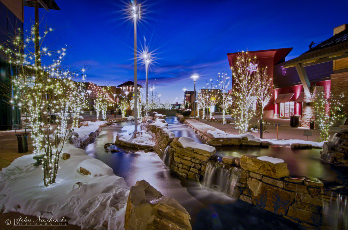 Pictures of Park Meadows Mall at Christmas