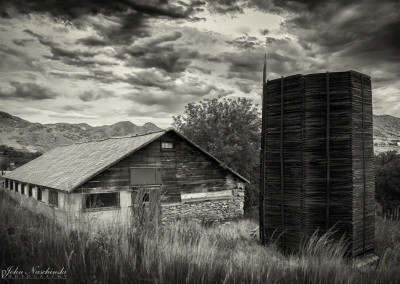 Old Colorado Barn & Grain Silo B&W