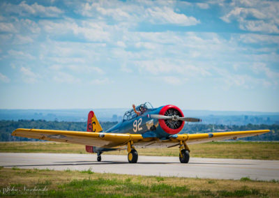 North American T-6G Waving to Crowd at Airshow Photo 26