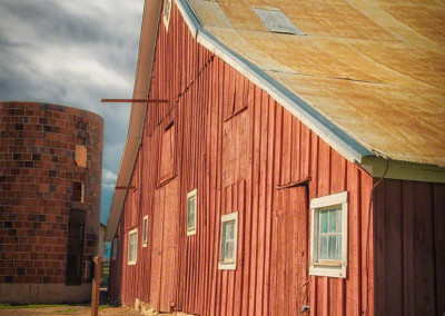 Old Colorado Barn in Parker CO and Grain Silo