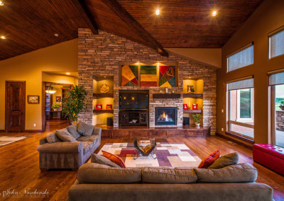 Photo of Colorado Home's Living Area Fireplace