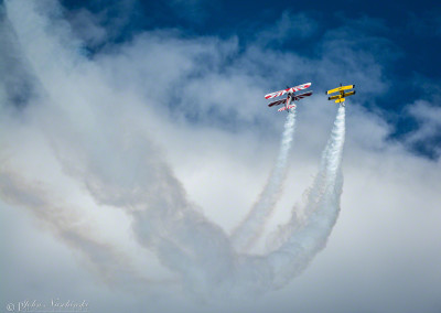 Stearman & Pitts Acrobatic Maneuver