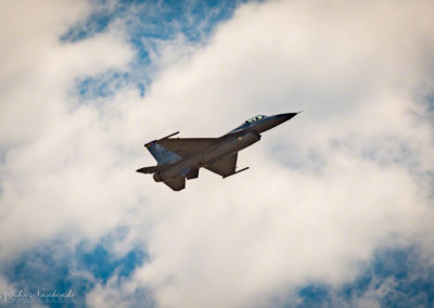F-16 Viper in Flight - Photo 07