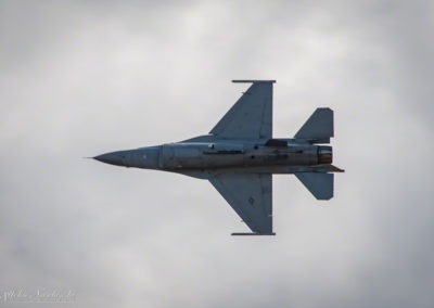 F-16 Viper 180 Degree Turn - Photo 08