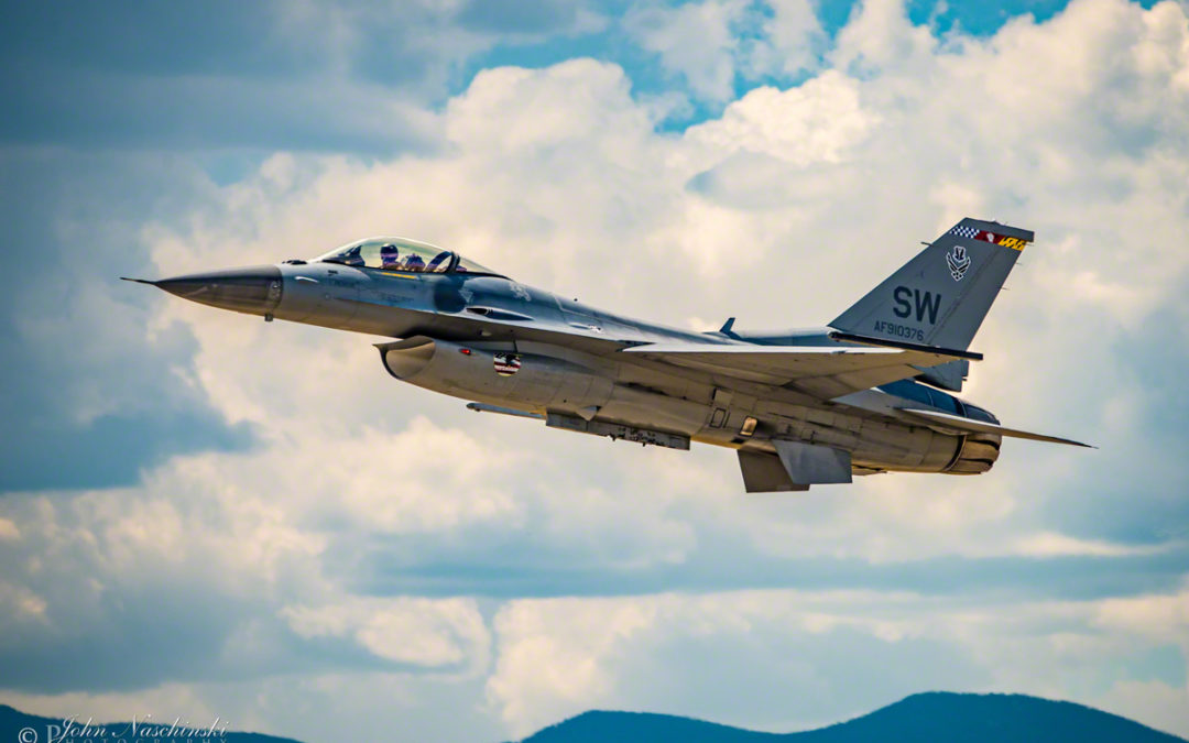 F-16 Viper Photos – Air Combat Command Demonstration Team