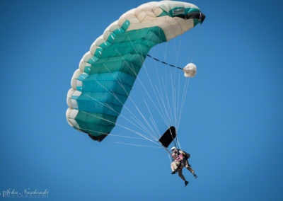 Don Whipple Celebrates 90th Birthday Jumping form Plane 01