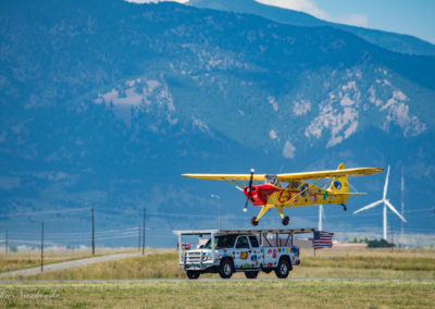 Jelly Belly Stunt Plane Landing on Truck 01