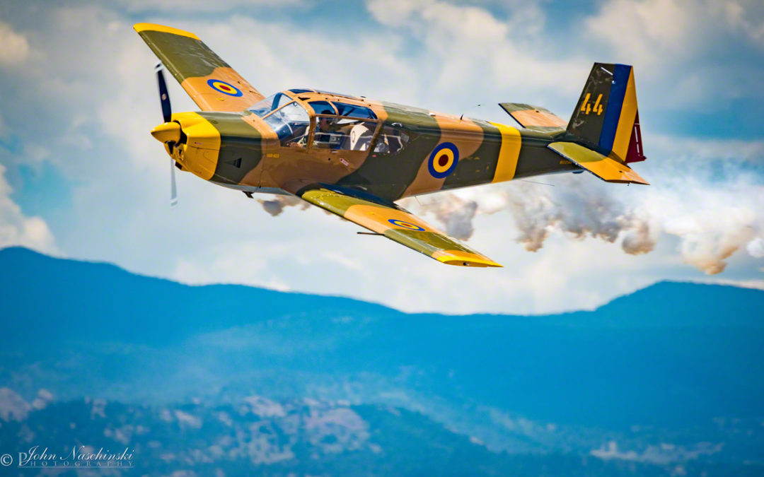 Pictures of IAR-823 Aircraft at Colorado Airshow