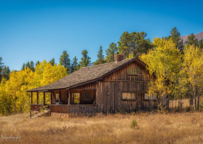 Estes Park Old Wood Country Home Fall Colors 03