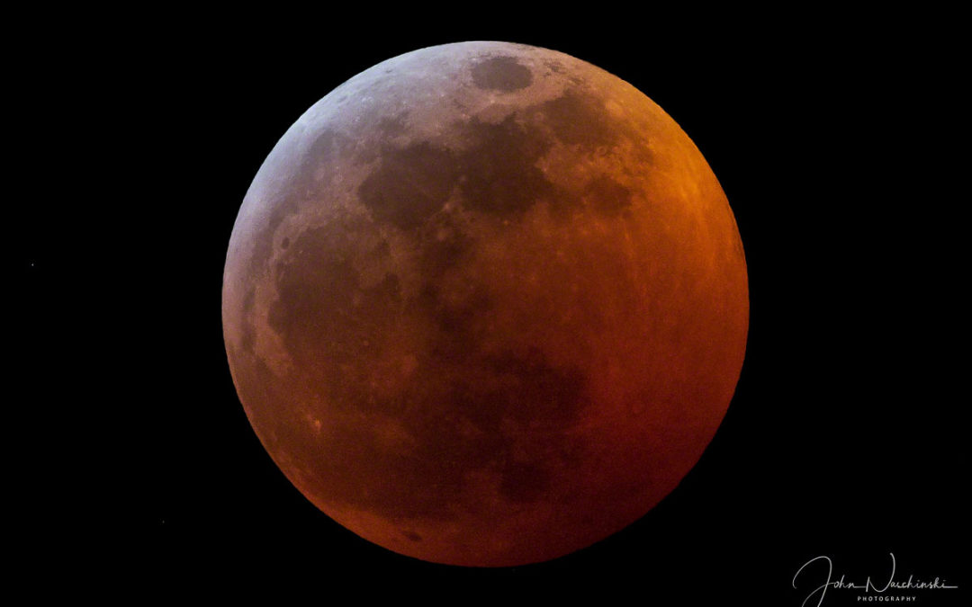 Photos of Super Blood Wolf Moon Eclipse in Colorado