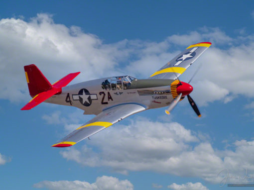 Photos of P-51 CAF Red Tail Squadron Tuskegee Airmen