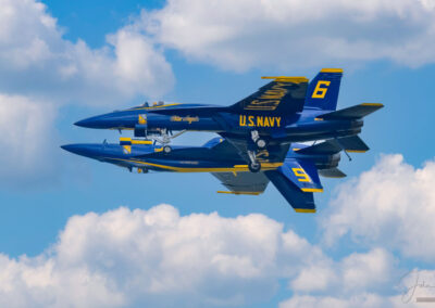 Photo of Blue Angels F/A-18 Fortus Maneuver