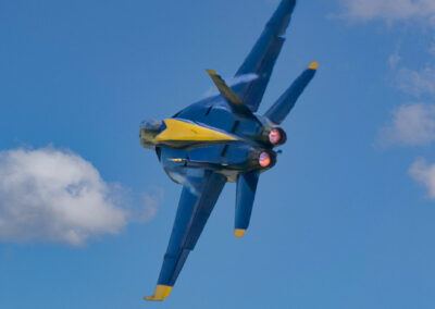 Photo of Blue Angel F/A-18 Solo Minimum-Radius Turn